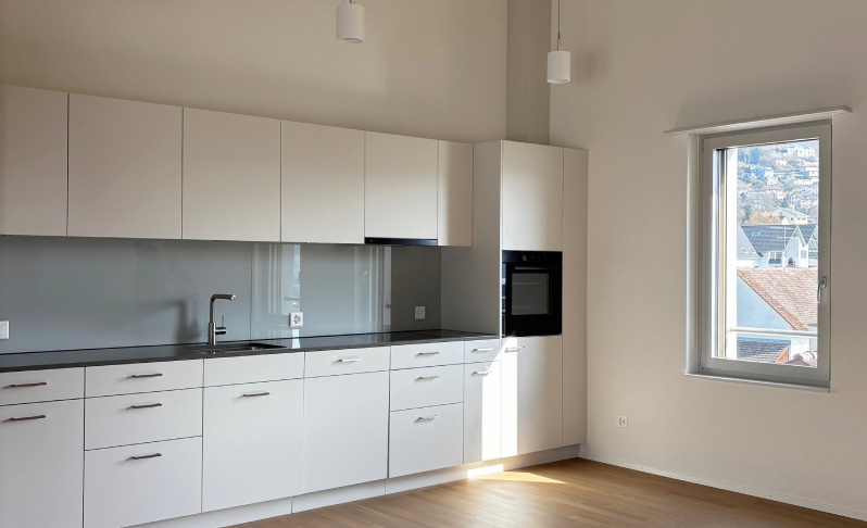 In Beringen realisierte Profond einen Neubau nach Minergie-P-Standard. Das Bild zeigt die Küche einer der Wohnungen. 