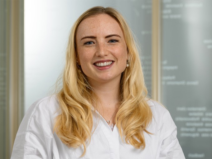 Profond Häfeli Adrienne